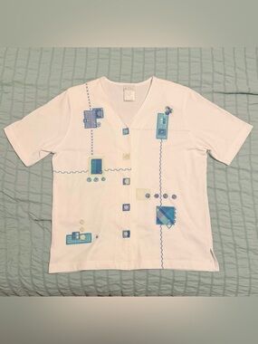 Koret Francisca Vintage Embroidered Short Sleeve Button Up Textured Top Size M